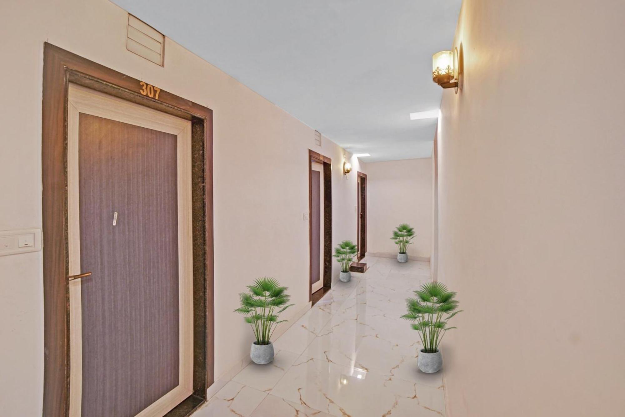 OYO 80612 Hotel Sandeep Rāipur Exterior foto